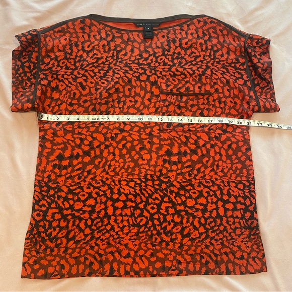 Marc by Marc Jacobs Silk Animal Print Top - Picture 4 of 11